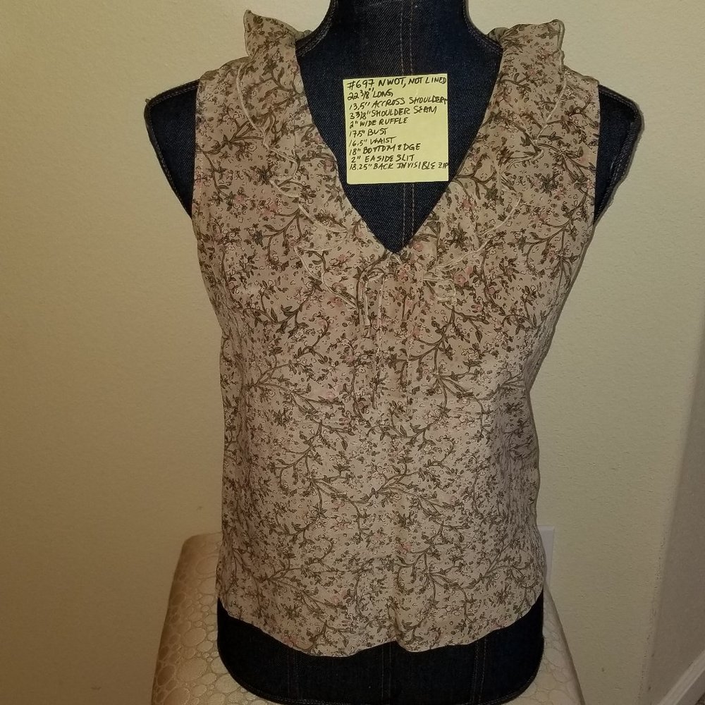🌍#697 NWOT Mac & Jac Feminine Beige with Pink Top 4